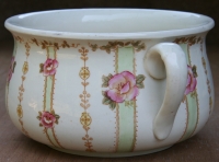 ceramic chamber pot